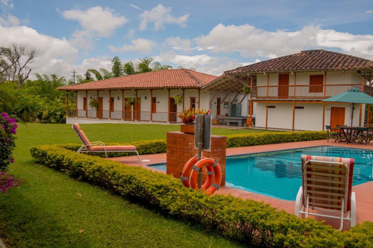 Вилла Hacienda El Saman Кимбайя Экстерьер фото